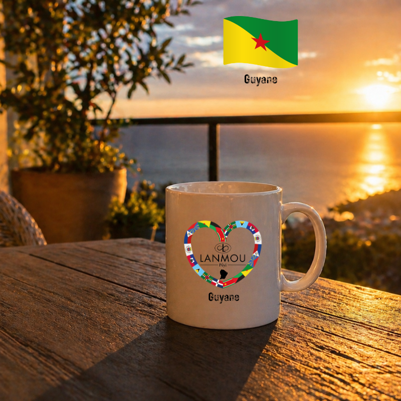 Mug blanc Coeur Lanmou Péyi Guyane